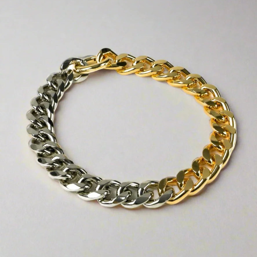 Billie Chain Sister Epic Necklace
